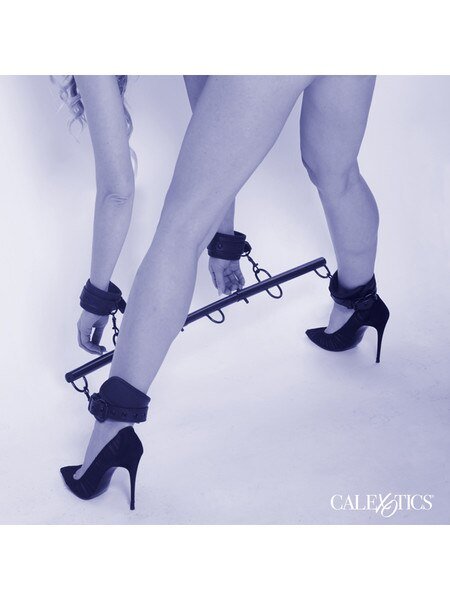 Calexotics - Nocturnal Spreader Bar with cuffs - divasdenau