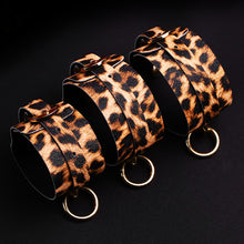 Load image into Gallery viewer, Leopard Bondage Kit with Storage Bag