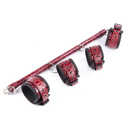 Diamond Pattern Metal Spreader with Handcuffs - divasdenau