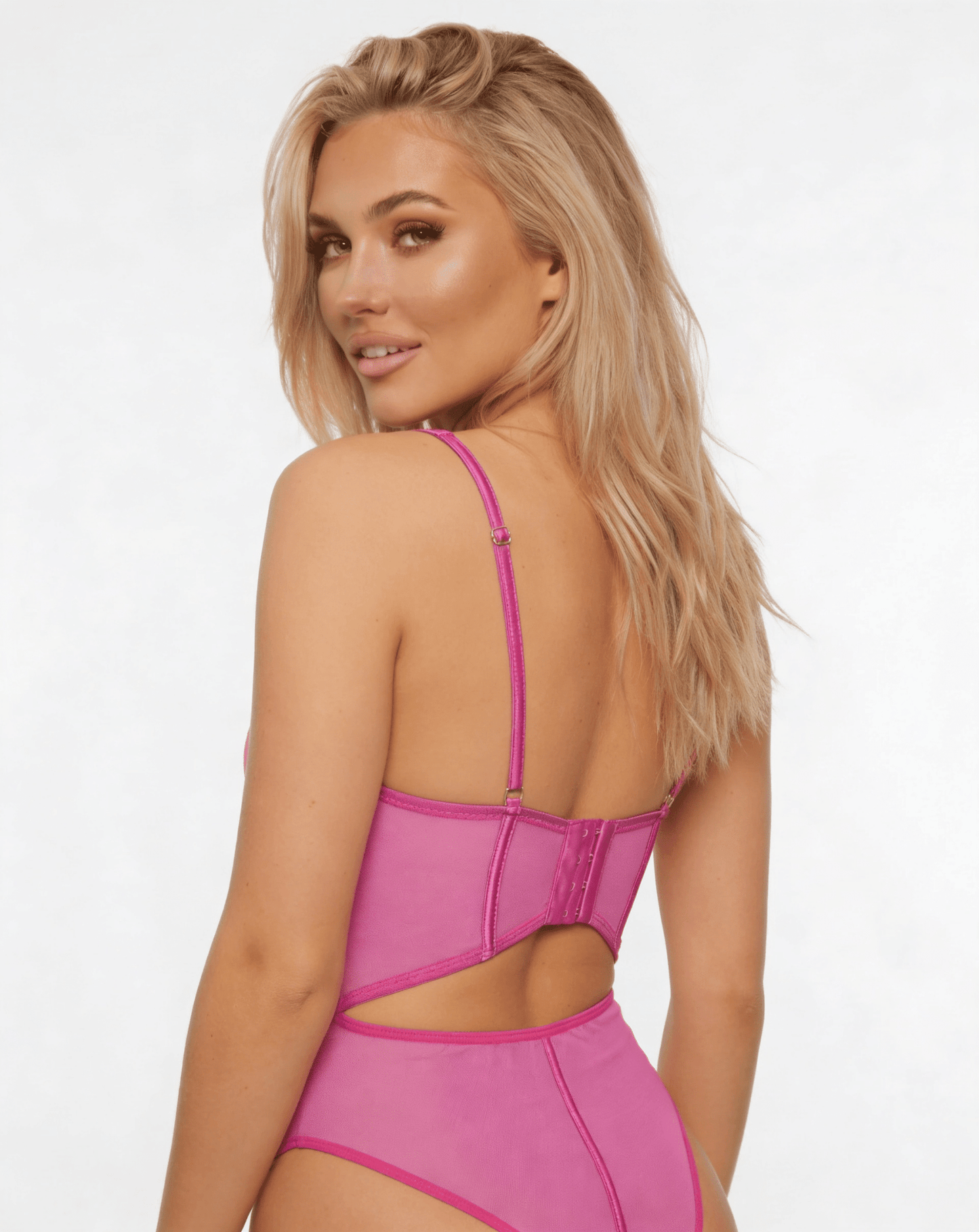 Teddy with Gold Chain Straps - Pink - divasdenau
