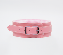Load image into Gallery viewer, Berlin Baby - Faux Leather Collar &amp; Lead with Fur Lining - Pink