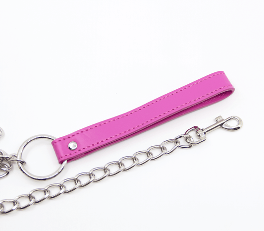 Berlin Baby - Chain Lead with Faux Leather Handle - Pink - divasdenau