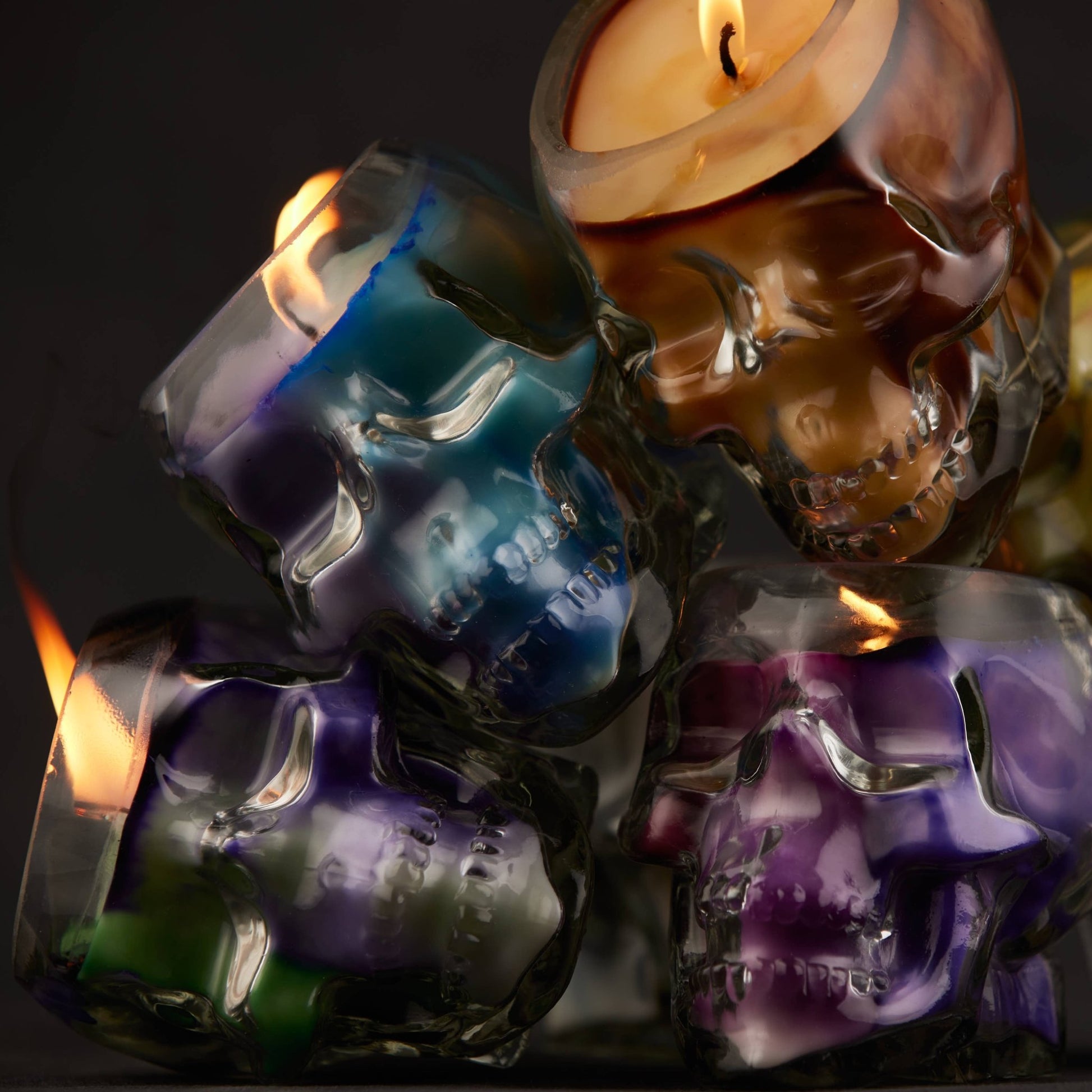 Wick’ety Wack - Death Proof Skull Candle: Champagne & Strawberries - divasdenau