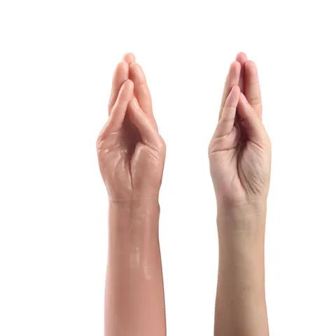 King Sized - Magic Hand - 13.5" - divasdenau