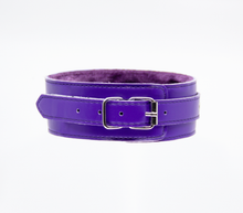Load image into Gallery viewer, Berlin Baby - Faux Leather Collar &amp; Lead with Fur Lining - Purple