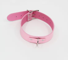 Load image into Gallery viewer, Berlin Baby - Unlined Faux Leather Collar &amp; Lead - Pink